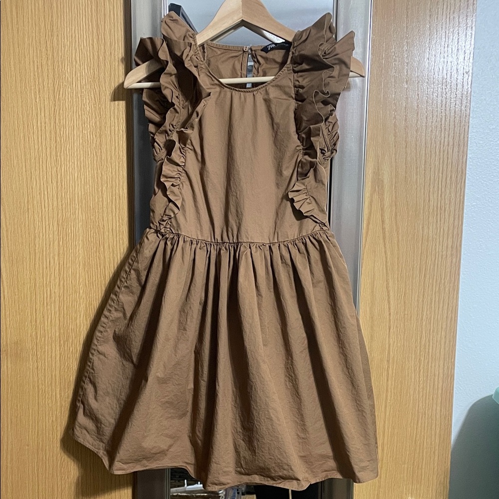 Zara size Small women’s brown Ruffle-Shoulder Dress Fit and Flare